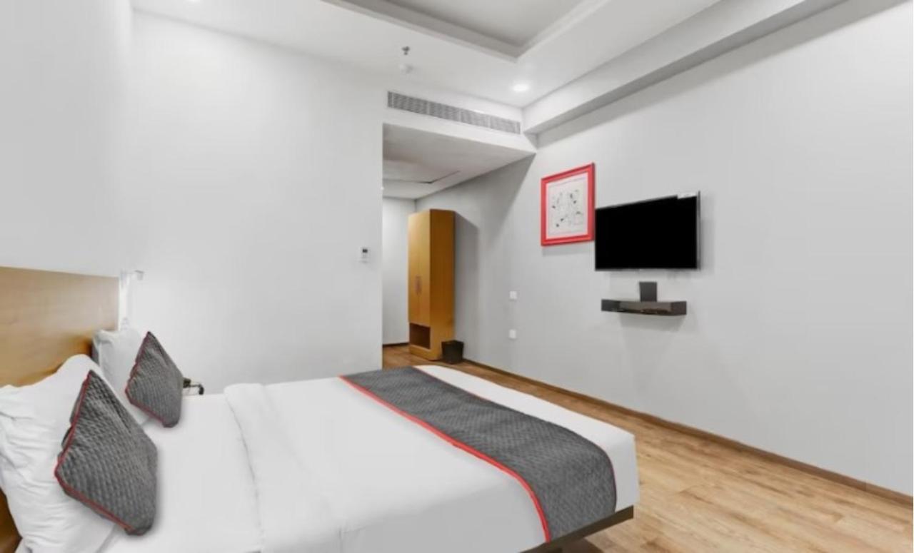 Hotel Landmark, 勒克瑙 外观 照片